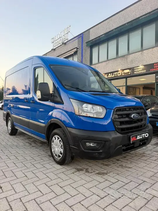 Ford Transit 2023 photo 2