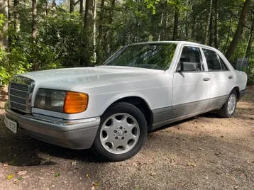 Mercedes-Benz S-Class 1986 photo 2