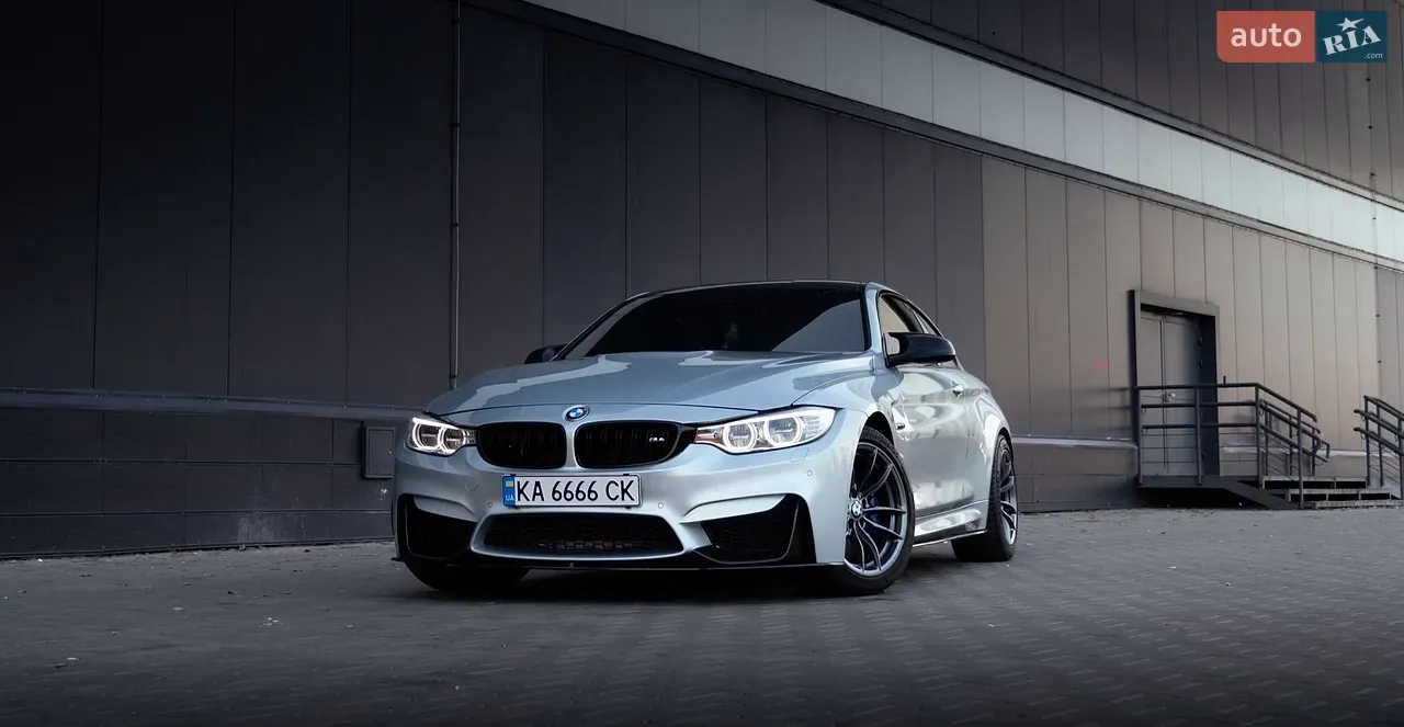 BMW M4 2015 photo 2