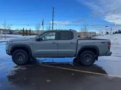 Nissan Frontier 2025 photo 2