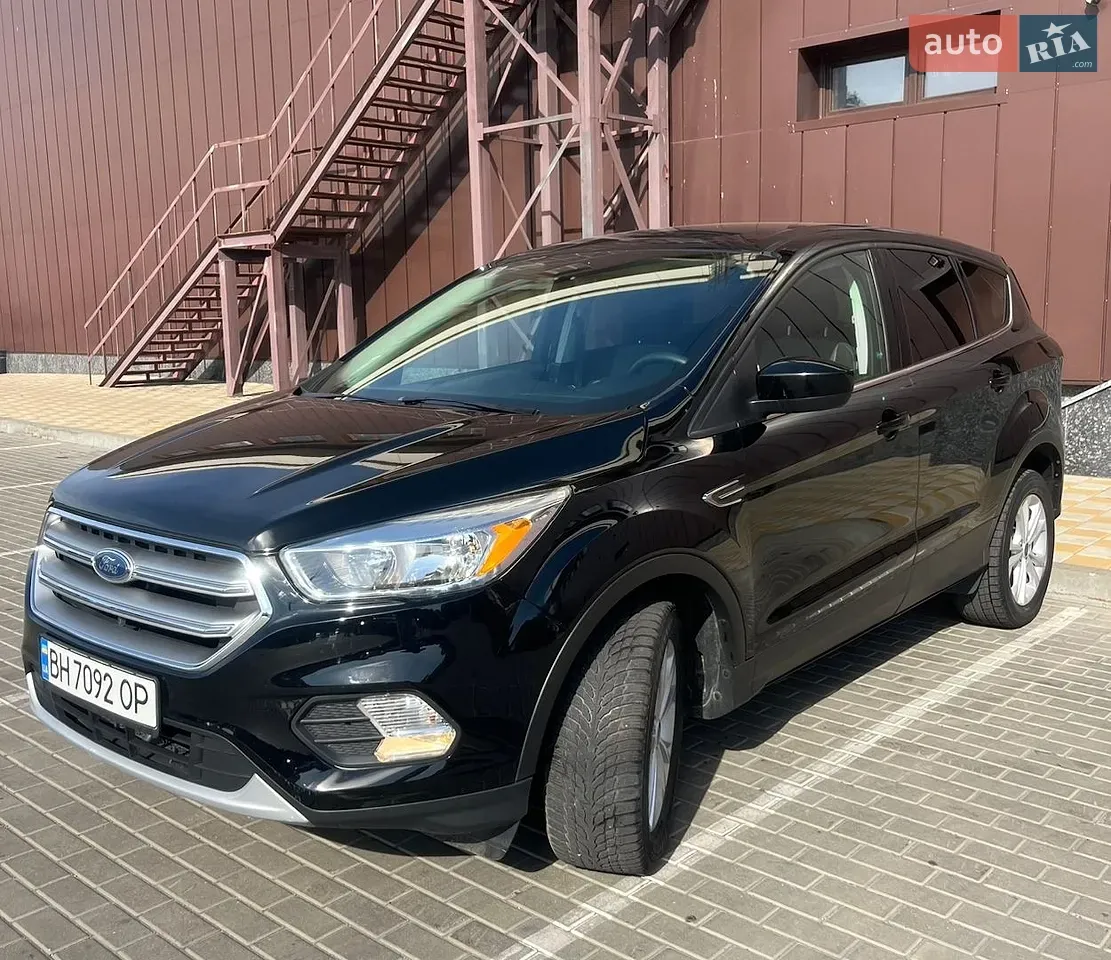 Ford Escape 2016 photo 3