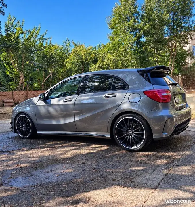 Mercedes-Benz A-Class 2014 photo 2