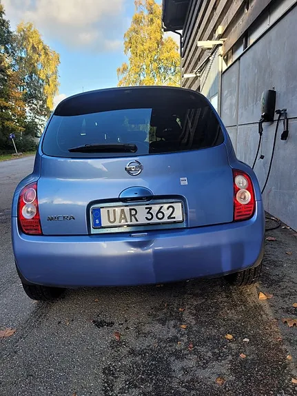 Nissan Micra 2003 photo 2