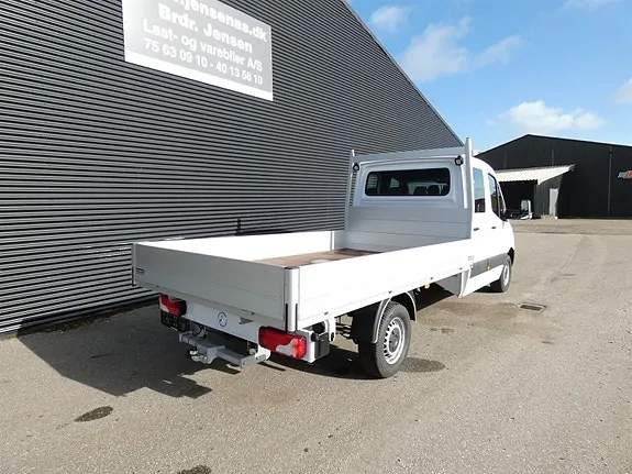 Mercedes-Benz Sprinter 2025 photo 5