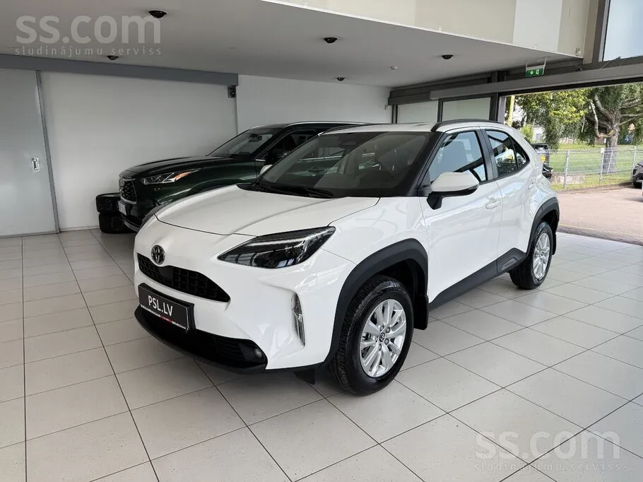 Toyota Yaris Cross 2025 photo 3