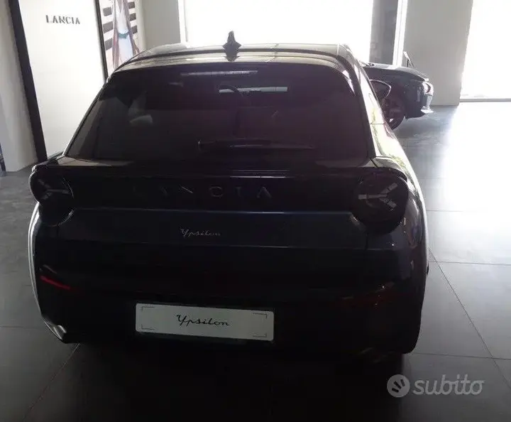 Lancia Ypsilon photo 5