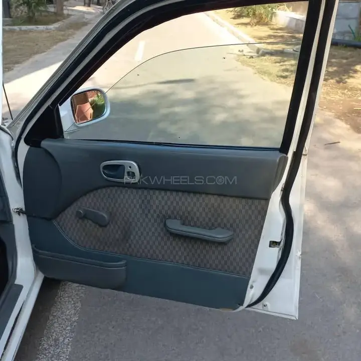 Suzuki Cultus
