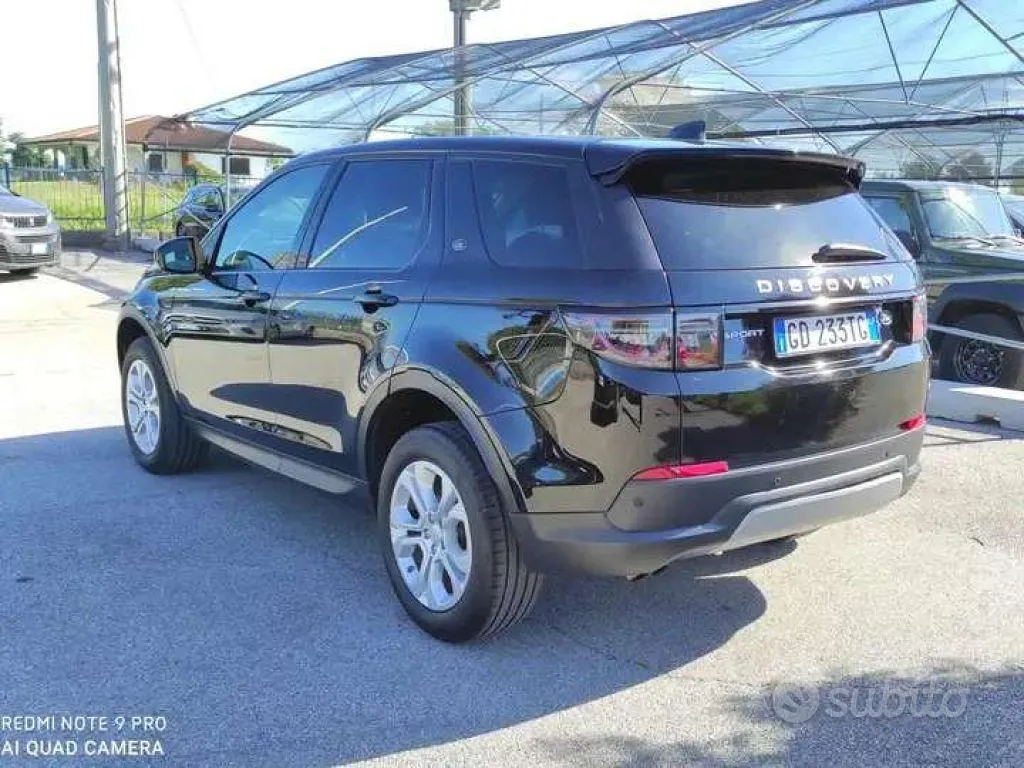 Land Rover Discovery Sport 2020 photo 4
