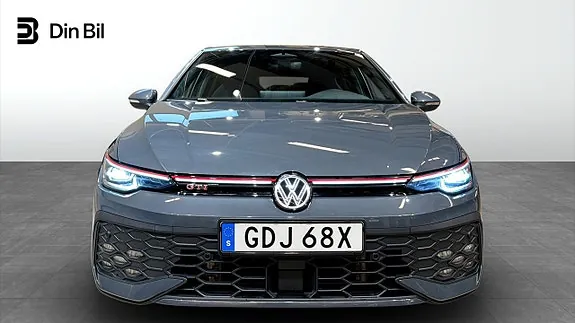 Volkswagen Golf I 2026 photo 4