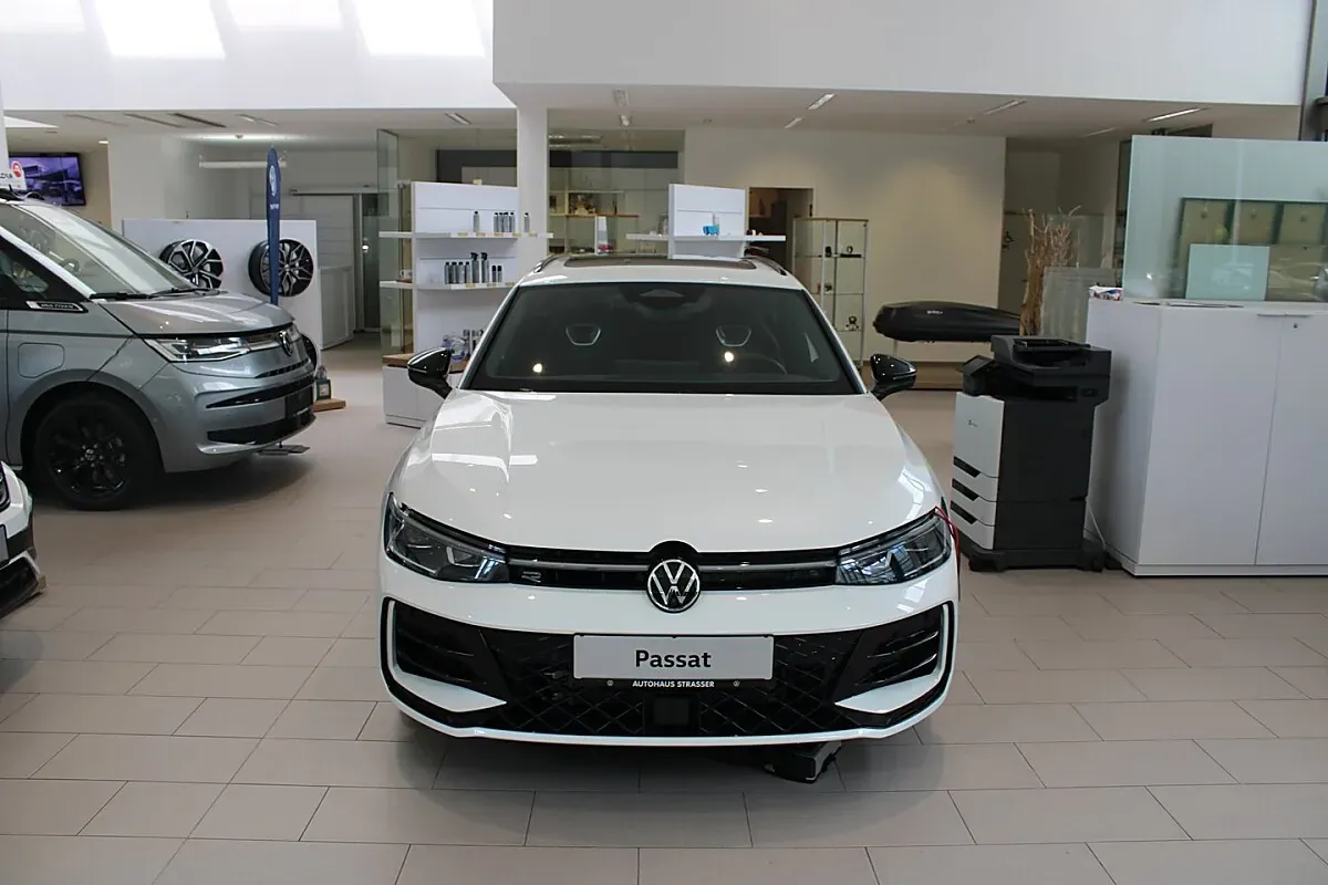 Volkswagen Passat 2026 photo 2
