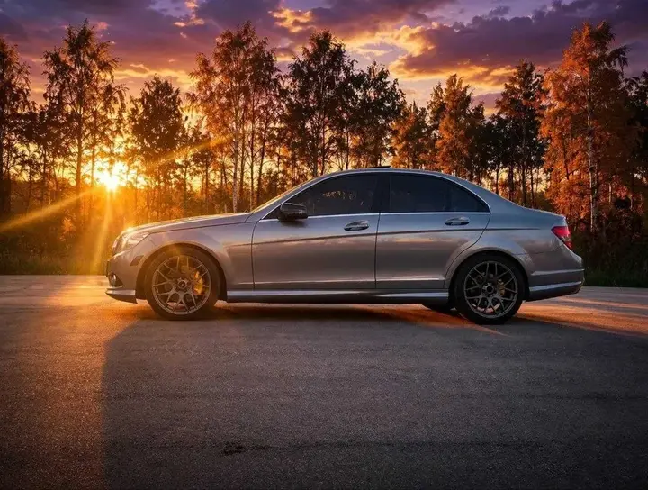 Mercedes-Benz C300 2009 photo 3