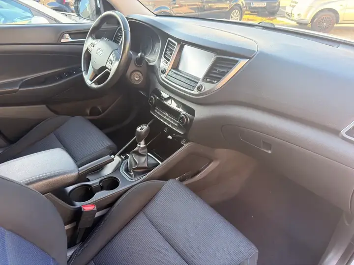 Hyundai Tucson 2016 photo 2