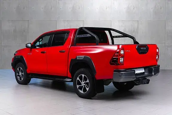 Toyota Hilux 2024 photo 4