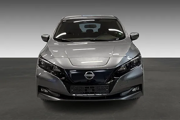 Nissan Leaf 2023 photo 2