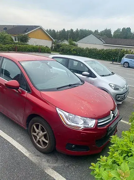 Citroen C4 2011 photo 3