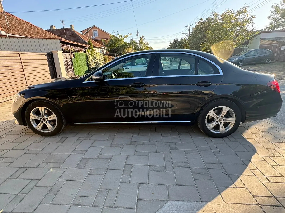 Mercedes-Benz E 220 2017 photo 2