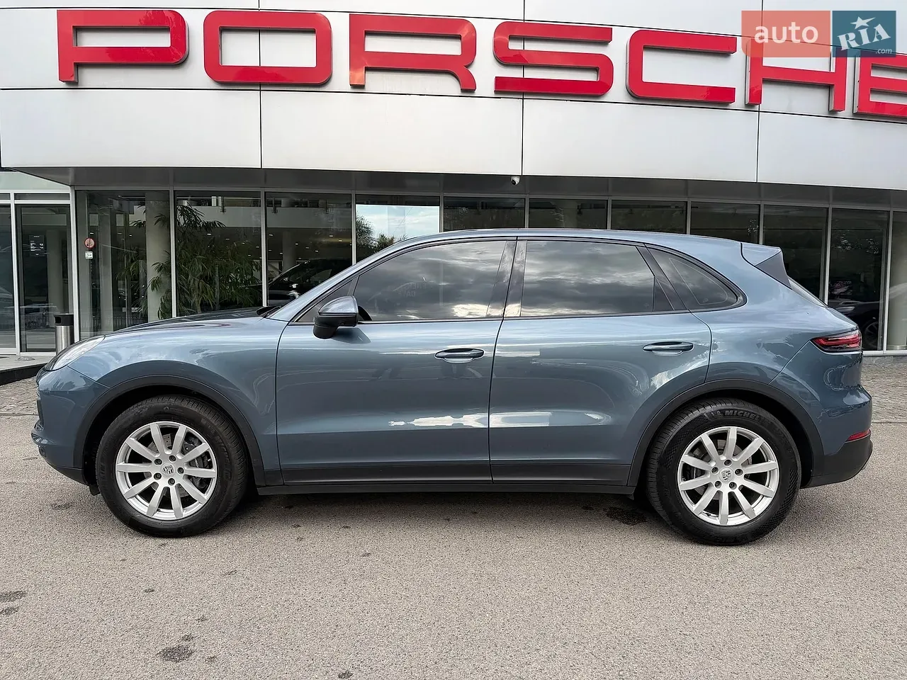 Porsche Cayenne 2018 photo 2