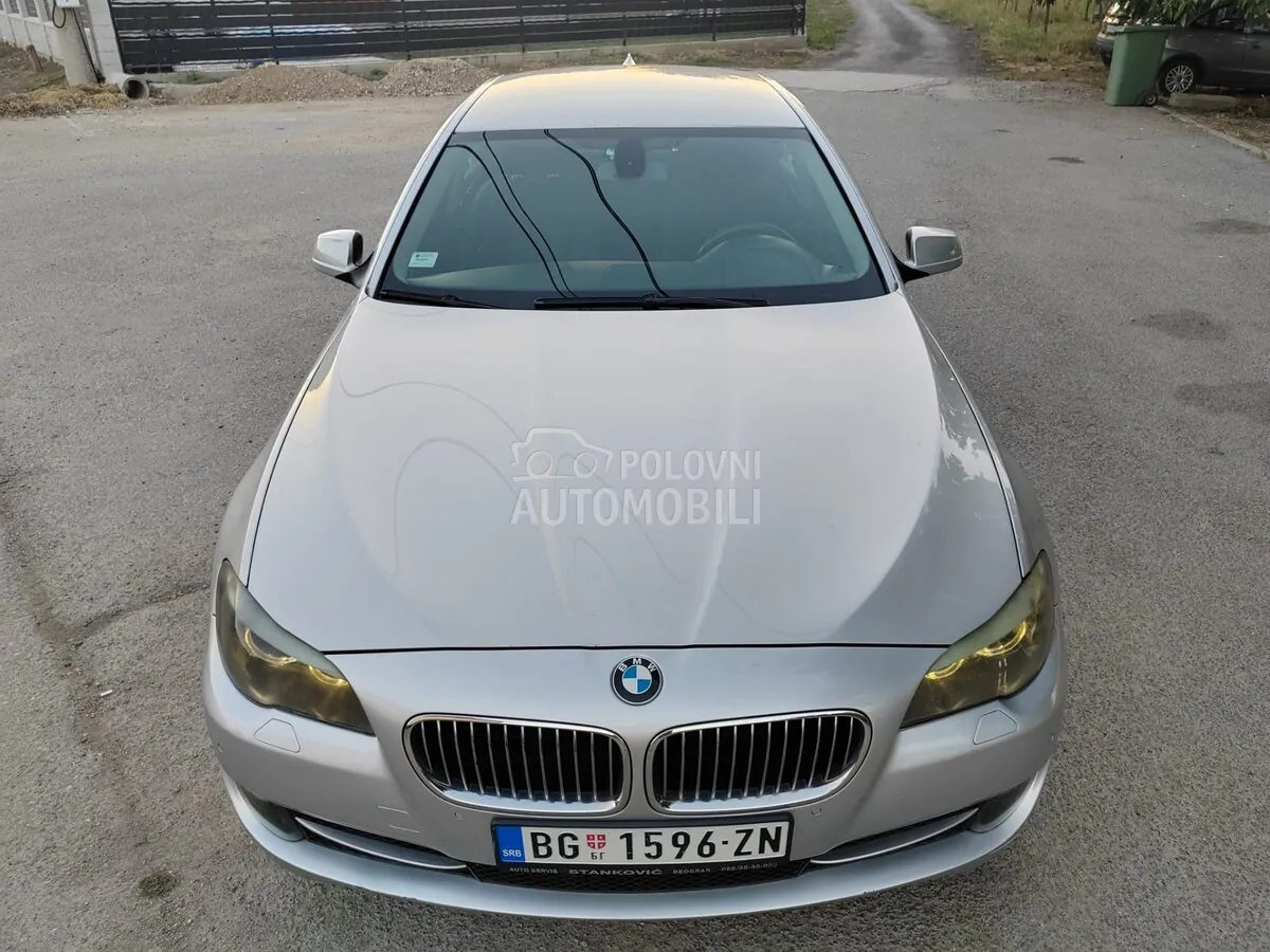 BMW 520 2012 photo 2