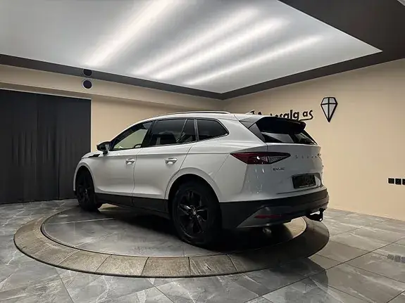 Skoda Enyaq 2022 photo 4