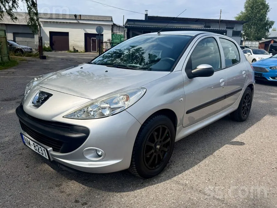 Peugeot 206 2010 photo 5