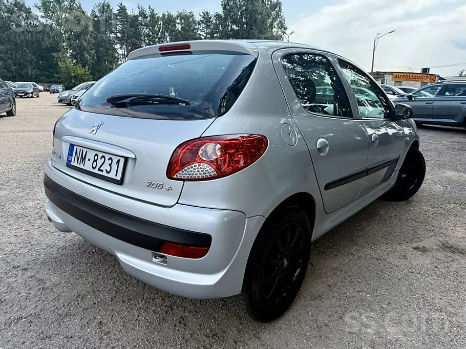 Peugeot 206 2010 photo 4