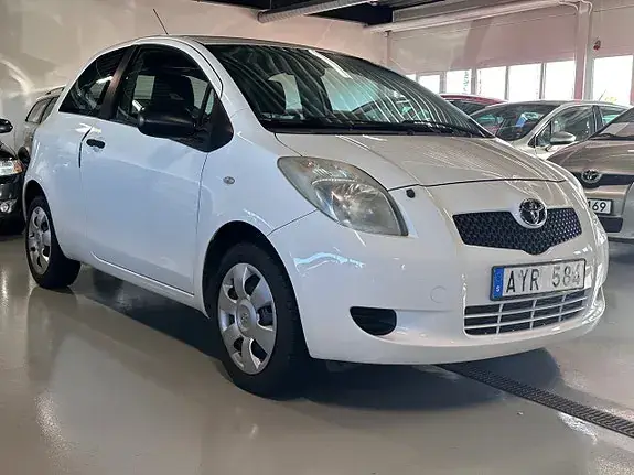 Toyota Yaris 2006 photo 2