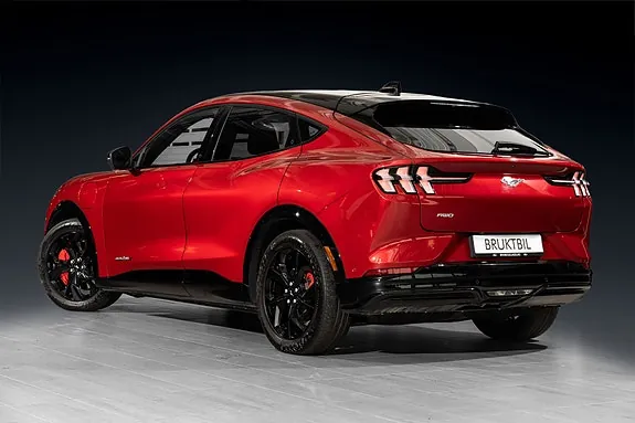 Ford Mustang Mach-E 2023 photo 2