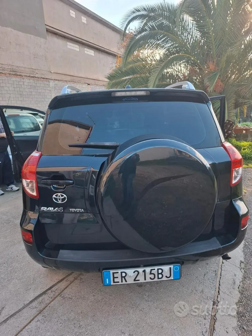 Toyota Rav4 2013 photo 2
