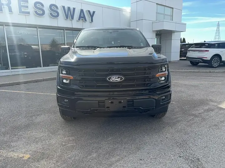 Ford F-150 2026 photo 2