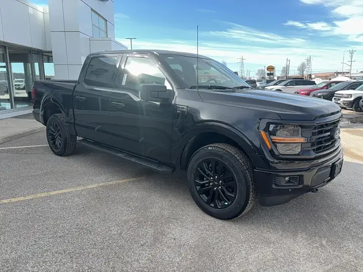 Ford F-150 2026 photo 3