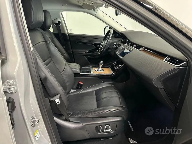 Land Rover Range Rover Evoque 2021 photo 3