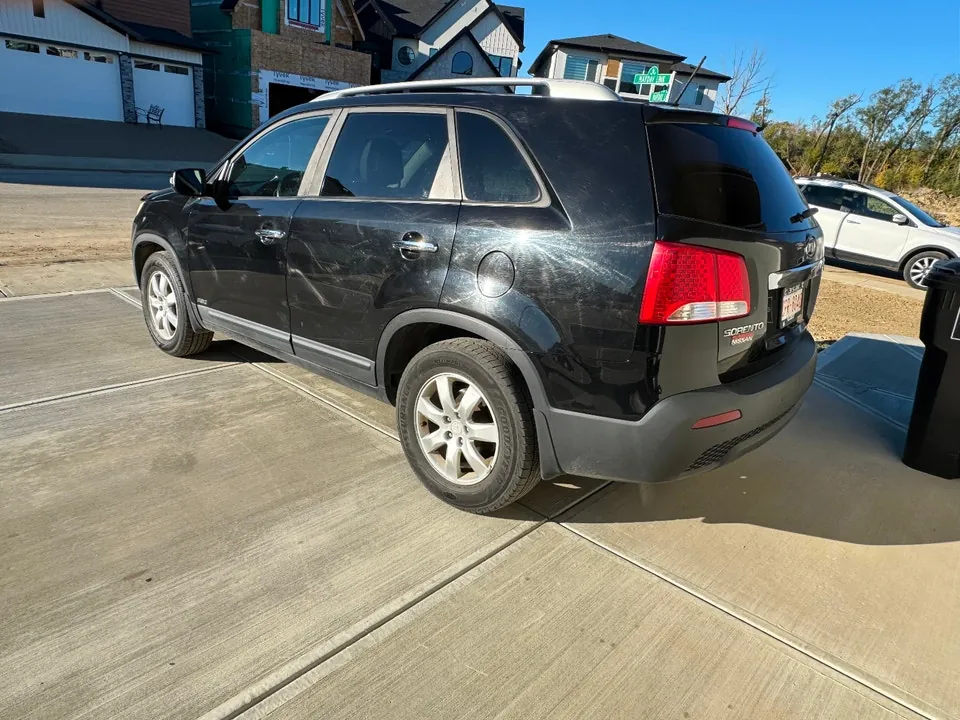 Kia Sorento 2011 photo 4