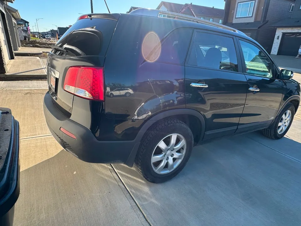Kia Sorento 2011 photo 5