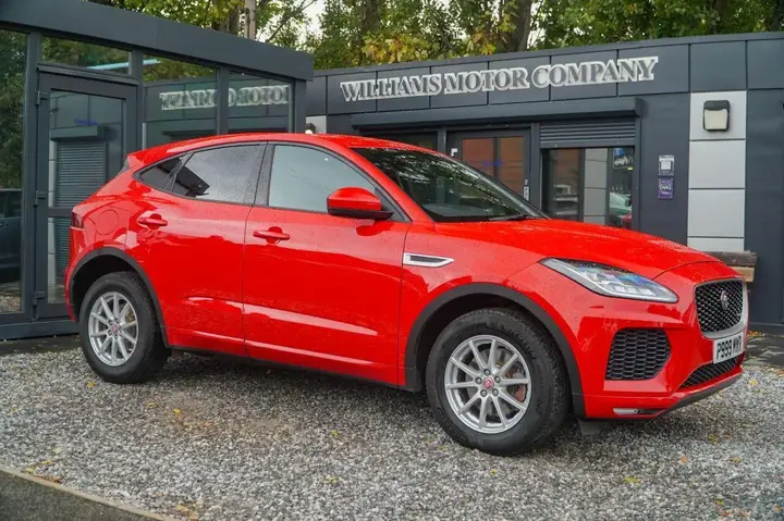 Jaguar E-Pace 2019 photo 4