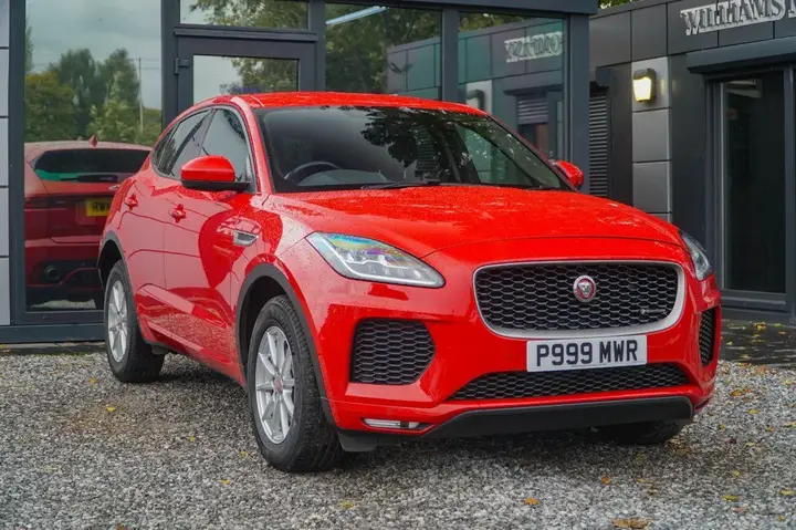 Jaguar E-Pace 2019 photo 5
