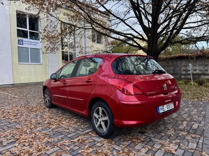Peugeot 308 2008 photo 2