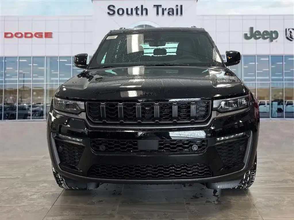 Jeep Grand Cherokee 2026 photo 2