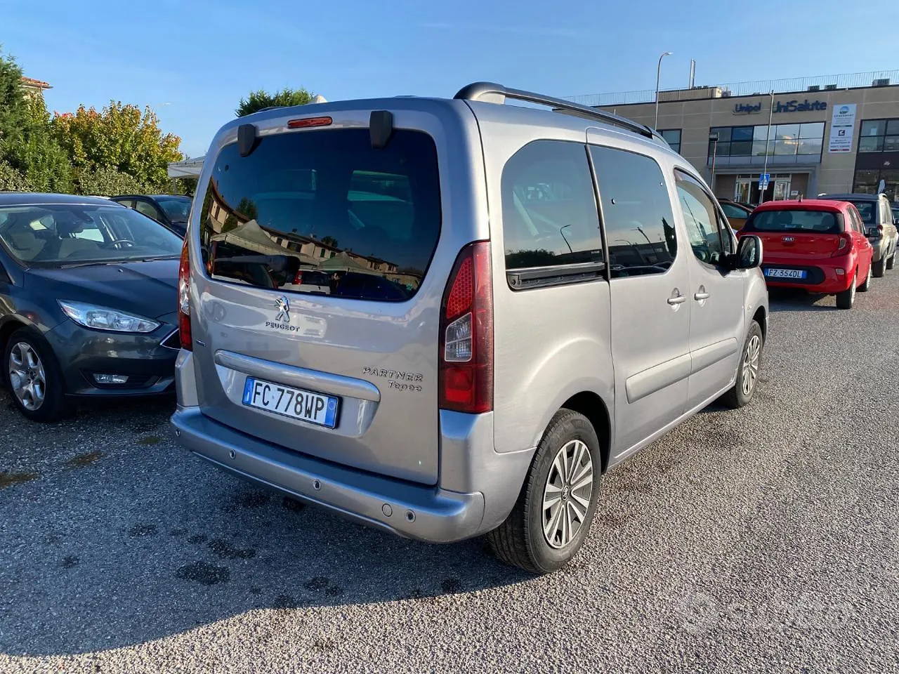 Peugeot Partner Tepee 2016 photo 3