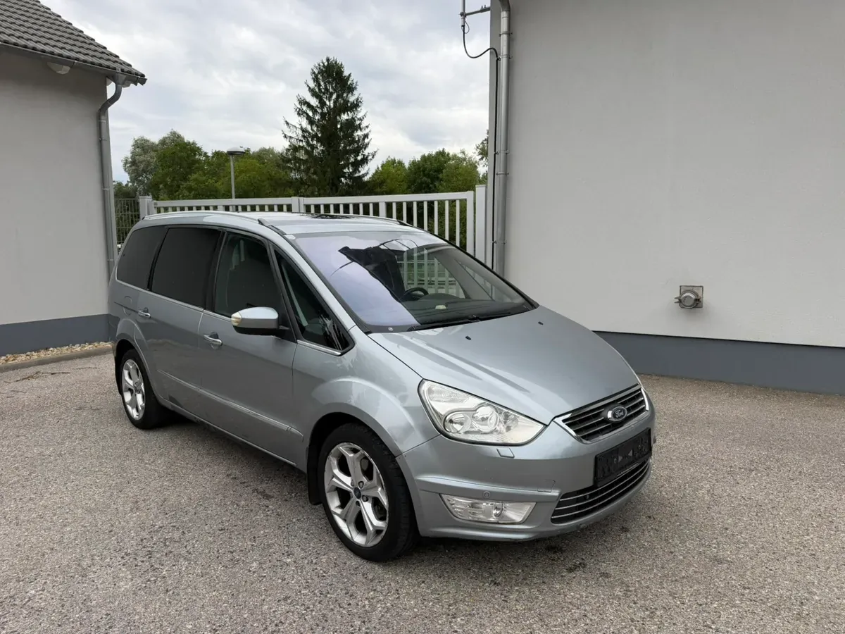 Ford Galaxy 2014 photo 3