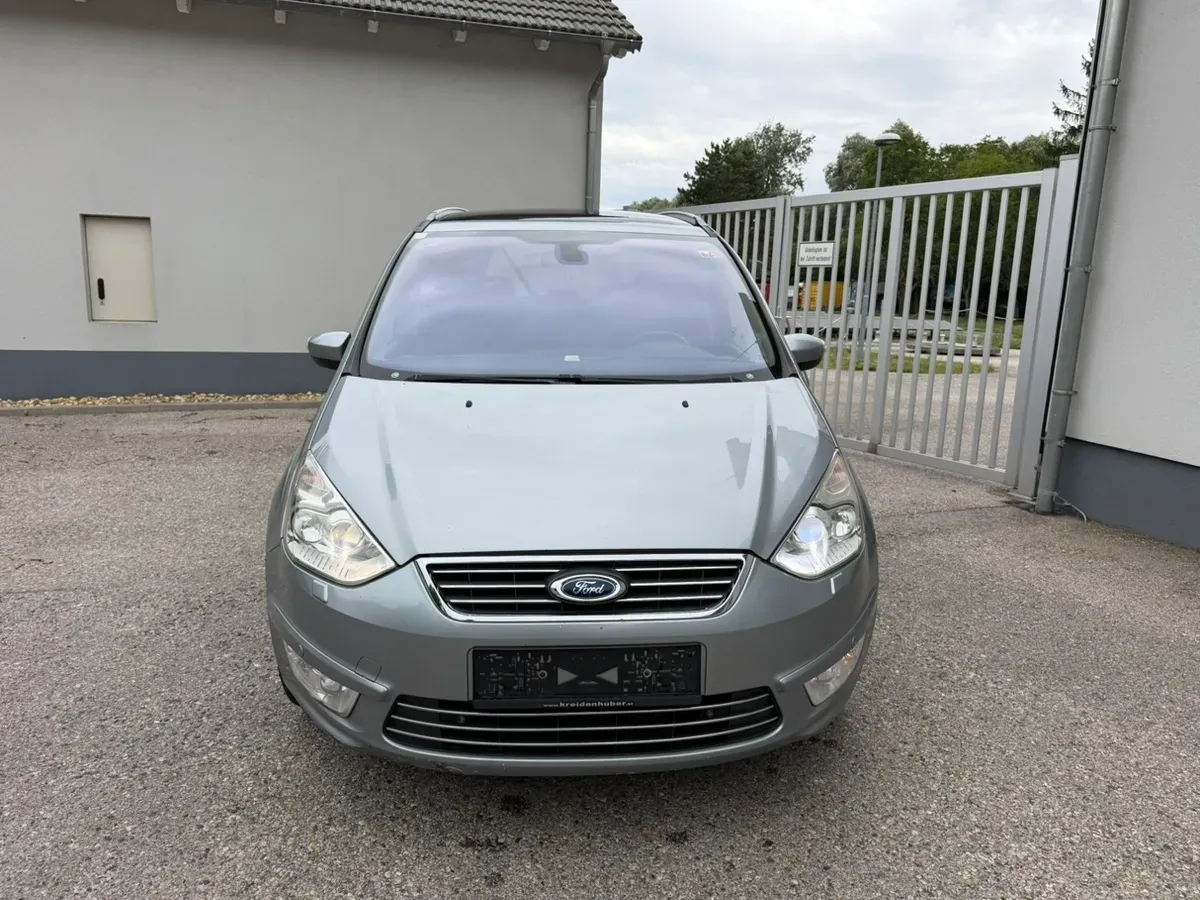 Ford Galaxy 2014 photo 2
