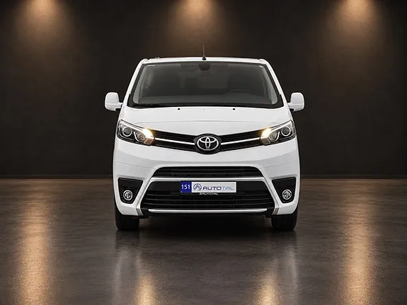 Toyota Proace 2023 photo 2