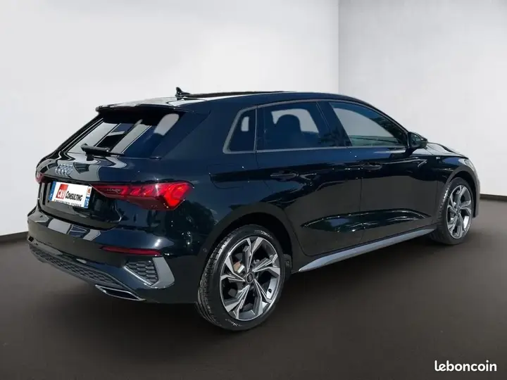 Audi A3 2023 photo 2