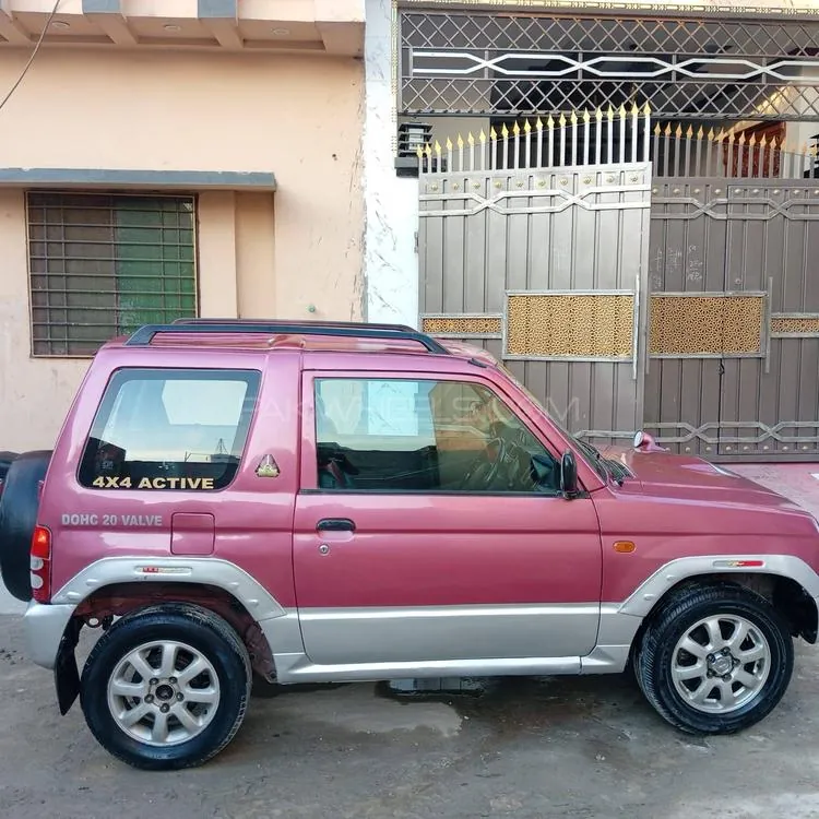 Mitsubishi Pajero Mini
