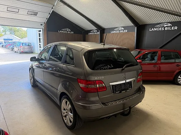 Mercedes-Benz B200 2011 photo 5