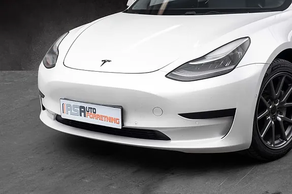 Tesla Model 3 2020 photo 4