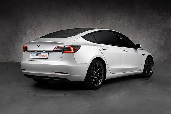 Tesla Model 3 2020 photo 5