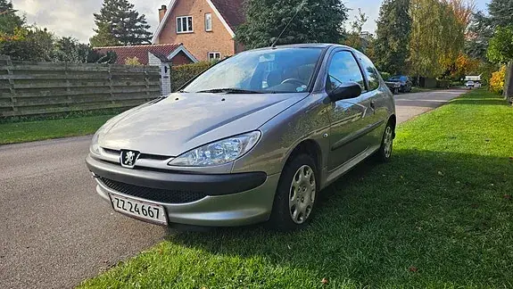 Peugeot 206 2005 photo 3