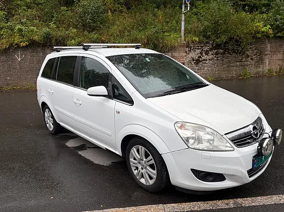 Opel Zafira 2009 photo 3