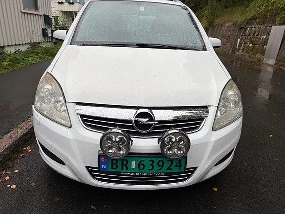 Opel Zafira 2009 photo 2