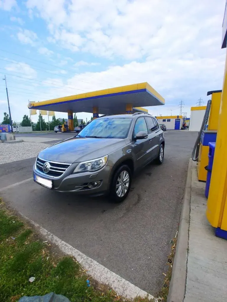 Volkswagen Tiguan 2008 photo 2